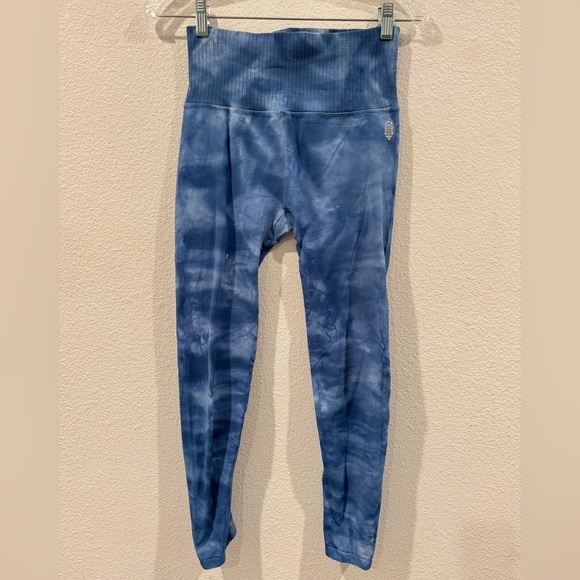Free People Movement Good Karma Blue White Tie Dye High Rise Yoga Leggings M/L - Picture 4 of 15